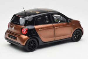 Smart Forfour W453 Zwart Hazel Bruin Norev 1:18 B66960299 Metaal — afbeelding 3 van 8