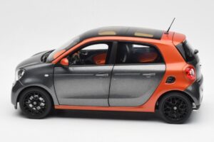 Smart Forfour W453 Lava Oranje Grafiet Grijs Norev 1:18 B66960298 Metaal — afbeelding 4 van 8