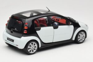 Smart Forfour Wit Kyosho 1:18 0019141V001C01Q00 Metaal — afbeelding 3 van 8