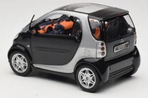 Smart Fortwo Zwart Kyosho 1:18 0004830V000C08Q00 Metaal — afbeelding 7 van 8