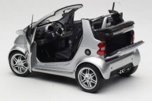Smart Fortwo W450 Brabus Cabrio Zilver Dealer Editie Kyosho 1:18 0017769V001C05Q00 Metaal — afbeelding 5 van 8