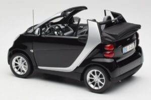Smart Fortwo Cabrio W451 Zwart & Zilver Minichamps 1:18 Q0022566V001C18Q00 Metaal — afbeelding 7 van 8