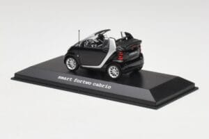 Smart Fortwo Cabrio Diep Zwart Minichamps 1:43 Q0022561V001C18Q00 Metaal — afbeelding 3 van 4
