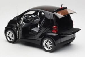 Smart Fortwo Coupé W451 Deep Zwart Minichamps 1:18 Q0022563V001C02Q00 Metaal — afbeelding 5 van 8