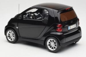 Smart Fortwo Coupé W451 Deep Zwart Minichamps 1:18 Q0022563V001C02Q00 Metaal — afbeelding 7 van 8