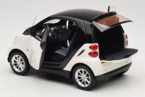 Smart Fortwo 451 Coupe Wit Zwart Minichamps 1:18 150036302 Metaal — afbeelding 5 van 8