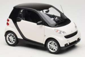Smart Fortwo 451 Coupe Wit Zwart Minichamps 1:18 150036302 Metaal — afbeelding 6 van 8