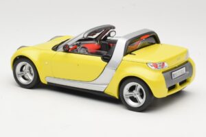Smart Roadster 452 Geel Bburago 1:18 34099-M2 Metaal — afbeelding 7 van 8