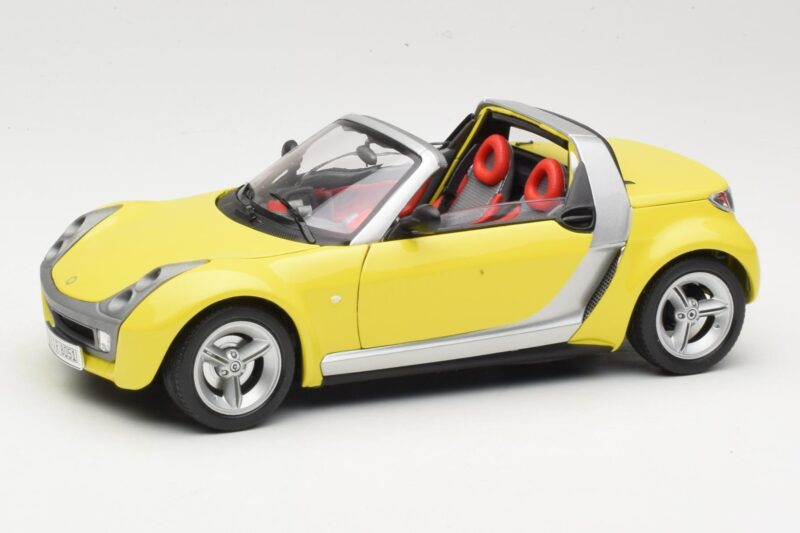 Smart Roadster 452 Geel Bburago 1:18 34099-M2 Metaal