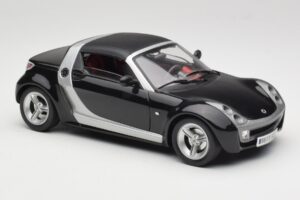 Smart Roadster Zwart Bburago 1:18 34099-M1 Metaal — afbeelding 6 van 8