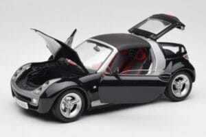 Smart Roadster Donkerblauw Bburago 1:18 34917 Metaal — afbeelding 2 van 8