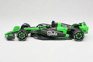Stake F1 Team Kick Sauber C44 #77 V. Bottas Emilia Romagna GP 2024 Minichamps 1:18 117240177 Metaal — afbeelding 4 van 7