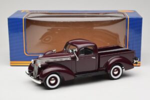 Studebaker Coupe Express Pickup Bruin American Mint 1:18 92458-R1 Metaal — afbeelding 8 van 8