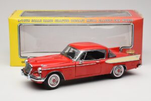 Studebaker Golden Hawk Apache Red Motor City 1:18 80009 Metaal — afbeelding 8 van 8