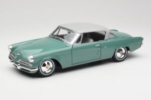 Studebaker Starliner Seafoam Groen & Shasta Wit Maisto 1:18 31651 Metaal