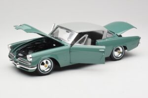 Studebaker Starliner Seafoam Groen & Shasta Wit Maisto 1:18 31651 Metaal — afbeelding 7 van 8