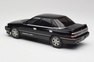 Subaru Legacy RS Zwart IXO 1:18 18CMC131A Metaal — afbeelding 5 van 6