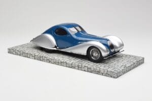 Talbot-Lago T150 C-SS Coupe Blauw Zilver Minichamps 1:18 107117122 Hars — afbeelding 4 van 6