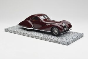 Talbot-Lago T150-C-SS Coupe Mullin Museum Minichamps 1:18 107117120 Metaal — afbeelding 4 van 6