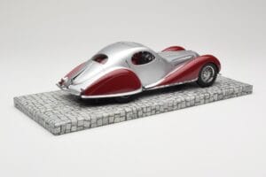 Talbot-Lago T150 C-SS Coupe Zilver Rood Minichamps 1:18 107117121 Hars — afbeelding 2 van 6