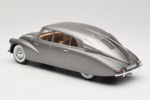 Tatra 87 Grijs MCG 1:18 MCG18068 Metaal — afbeelding 5 van 6