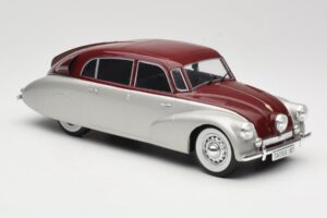 Tatra 87 Zilver & Donkerrood MCG 1:18 MCG18067 Metaal — afbeelding 4 van 6