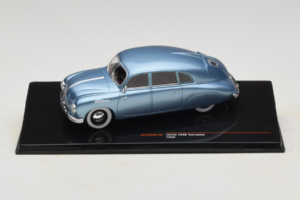Tatra T600 Tatraplan Blauw IXO 1:43 CLC594N Metaal