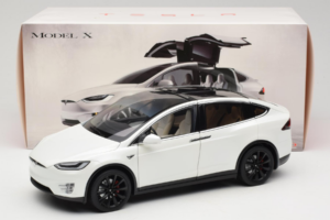 Tesla Model X Wit OEM 1:18 TESLA001 Metaal — afbeelding 8 van 8
