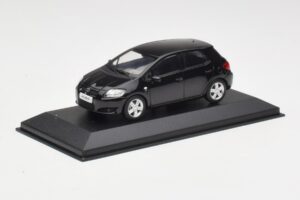 Toyota Auris E150 Zwart Minichamps 1:43 TOYOTA004 Metaal — afbeelding 2 van 4
