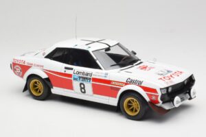 Toyota Celica 2000 GT RA21 #8 H. Mikkola / A. Hertz RAC Rally 1977 IXO 1:18 18RMC189A Metaal — afbeelding 4 van 6