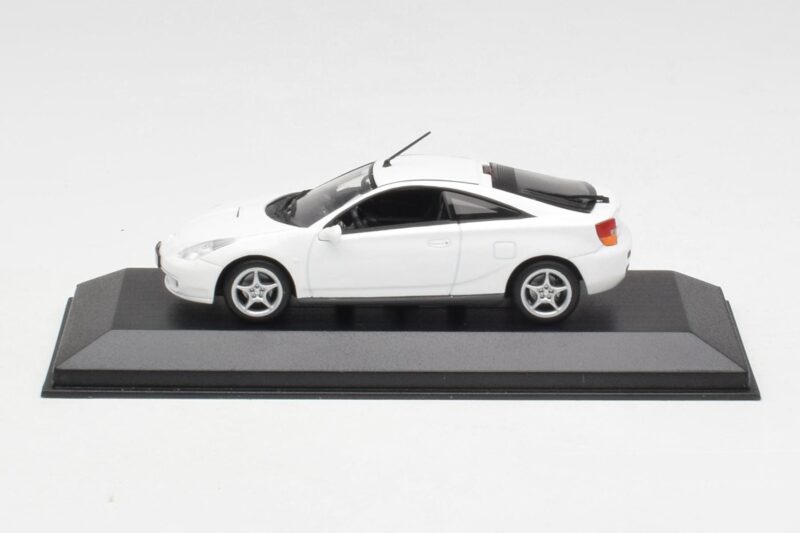 Toyota Celica T230 Wit Minichamps 1:43 430168922 Metaal