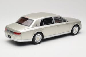 Toyota Century Silver Metallic Kyosho 1:18 KSR18036S Metaal — afbeelding 2 van 6