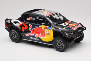 Toyota GR DKR Hilux Evo #216 S. Quintero / D. Zenz Rally Dakar 2024 IXO 1:18 18RMC238B Metaal — afbeelding 4 van 6