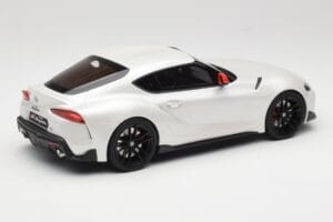 Toyota GR Supra A90 Fuji Speedway Edition White Pearl Metallic GT Spirit 1:18 GT341 Hars — afbeelding 2 van 6