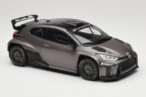 Toyota GR Yaris Rally2 Grijs IXO 1:18 18CMC210 Metaal — afbeelding 4 van 6