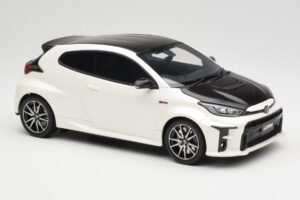 Toyota GRMN Yaris Rally Package Wit Otto 1:18 OT1071 Hars — afbeelding 4 van 6