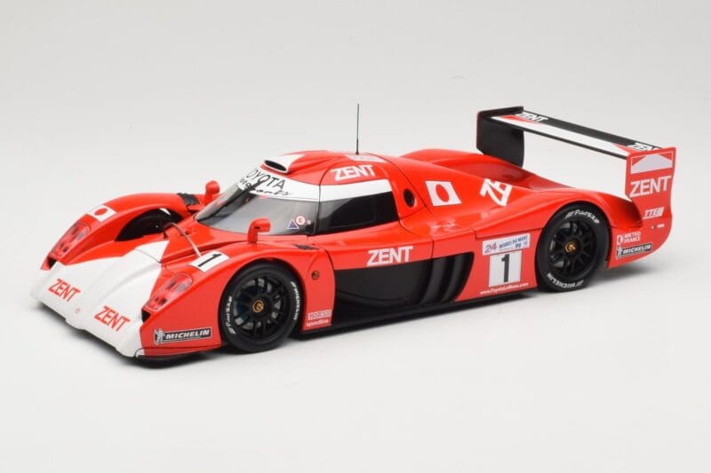 Toyota GT-One TS020 GT1 #1 M. Brundle / E. Collard / V. Sospiri 24 Hours of Le Mans 1999 AUTOart 1:18 89986 Metaal