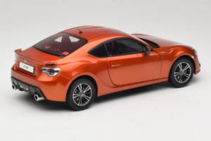 Toyota GT86 Rood Century Dragon 1:18 CD01 Metaal — afbeelding 3 van 8
