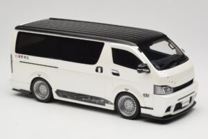 Toyota Hiace Super GL Pearl White Otto 1:18 OT1136 Hars — afbeelding 4 van 6