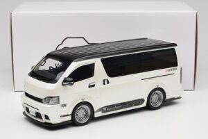 Toyota Hiace Super GL Pearl White Otto 1:18 OT1136 Hars — afbeelding 6 van 6