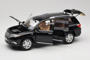 Toyota Highlander XU40 Zwart Paudi Model 1:18 2043612-B1 Metaal — afbeelding 2 van 8