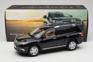 Toyota Highlander XU40 Zwart Paudi Model 1:18 2043612-B1 Metaal — afbeelding 8 van 8
