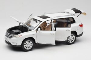 Toyota Highlander XU40 Wit Paudi Model 1:18 2043612-W1 Metaal — afbeelding 2 van 8
