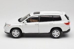 Toyota Highlander XU40 Wit Paudi Model 1:18 2043612-W1 Metaal — afbeelding 4 van 8