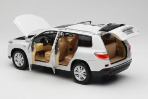 Toyota Highlander XU40 Wit Paudi Model 1:18 2043612-W1 Metaal — afbeelding 5 van 8