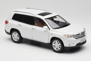 Toyota Highlander XU40 Wit Paudi Model 1:18 2043612-W1 Metaal — afbeelding 6 van 8