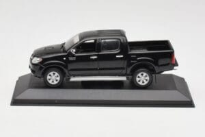 Toyota Hilux Zwart Minichamps 1:43 400166662 Metaal
