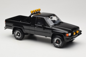 Toyota Hilux N60 SR5 Pickup Zwart Otto 1:18 OT481B Hars — afbeelding 4 van 6