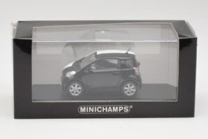 Toyota iQ Zwart & Wit Geneva Motor Show 2009 Minichamps 1:43 400166801 Metaal — afbeelding 4 van 4