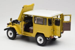 Toyota Land Cruiser FJ40 Mosterd Geel Kyosho 1:18 08971Y Metaal — afbeelding 5 van 8
